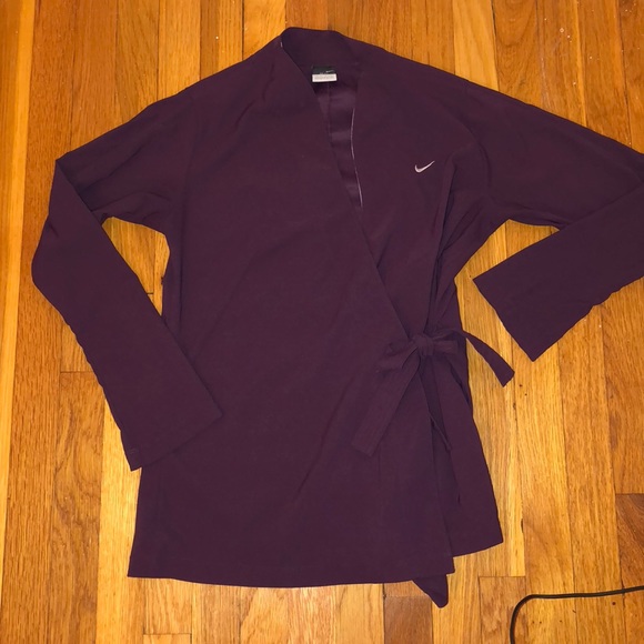 nike wrap jacket